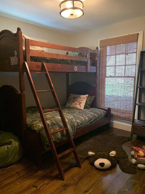 Vacation rental for 10 people, with balcony in Beech Mountain