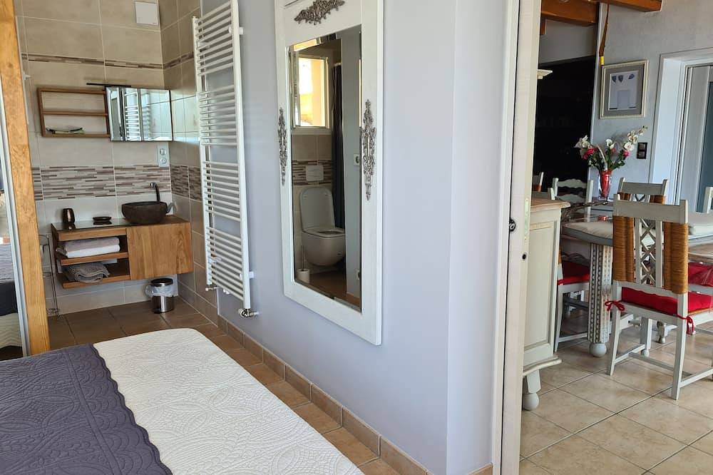 Gite de Charmes en Pays de Langres, Ville Historique in Changey, Haute-Marne