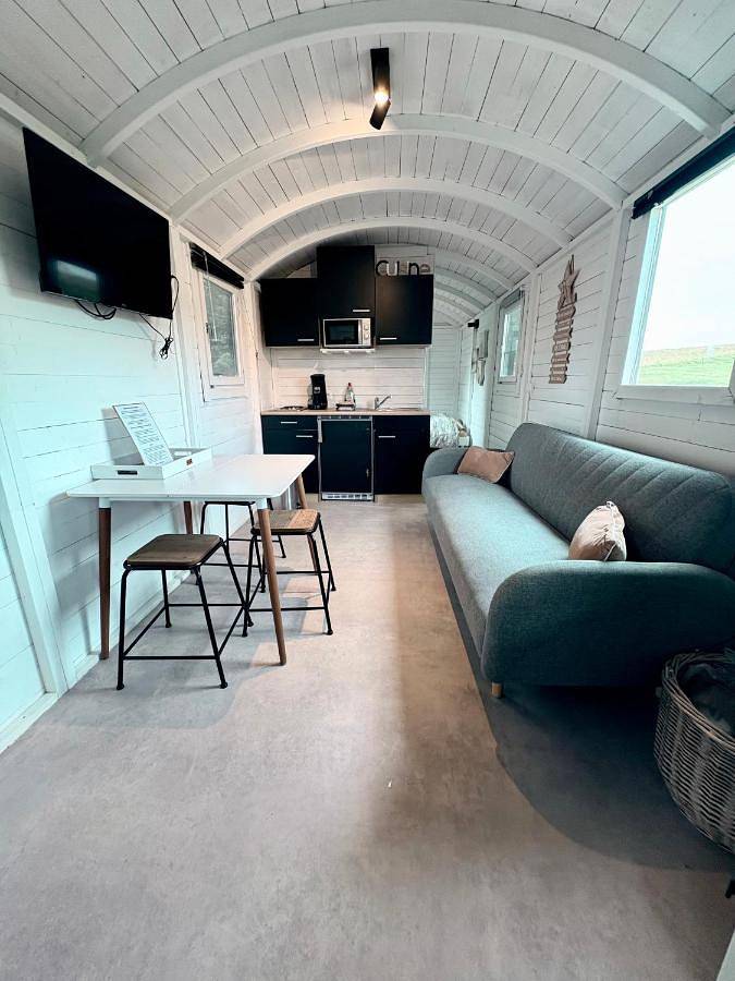 Maison de campagne pour 3 personnes, avec vue sur le lac et vue ainsi que jardin et balcon à Frasnes-lez-Anvaing - 3