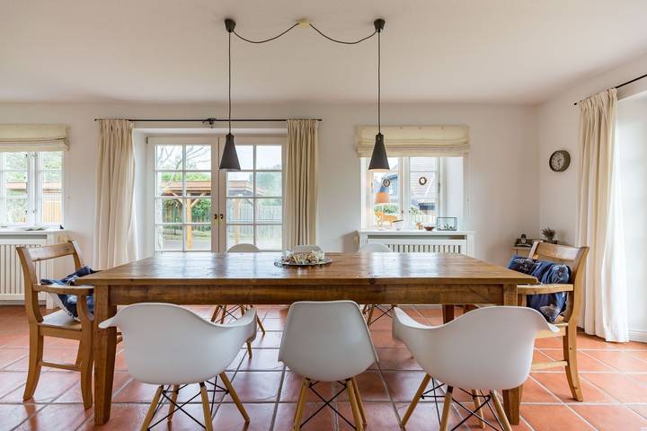 Ferienhaus für 4 Personen, mit Sauna und Terrasse sowie Garten in Utersum - 3