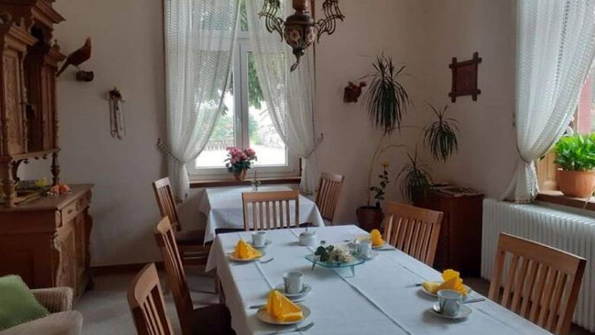 Gîte pour 5 personnes, avec jardin, animaux acceptés à Trendelburg - 3