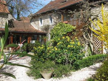 Gîte pour 4 personnes, avec terrasse, animaux acceptés dans Saône-et-Loire
