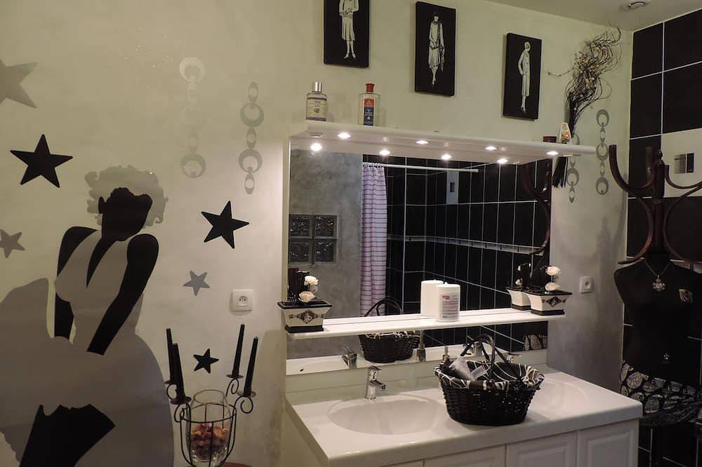 Gite 125 m2 classé 4 étoiles 'Villa Roland en Bourgogne' au coeur du vignoble in Chagny, Région de Chalon-sur-Saône