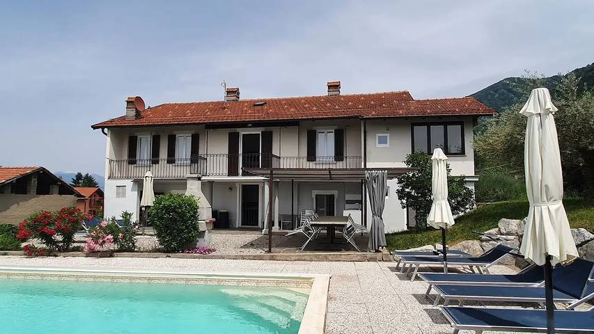 Ferienhaus für 15 Personen, mit Garten und Pool