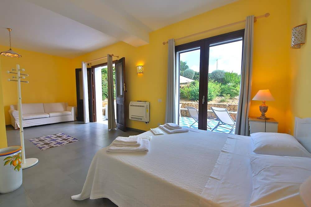 Ganze Wohnung, Amary Suite 2 + 2-Terrasse & Strand von Klabhouse in Spiaggia Timpi Russi, Sciacca