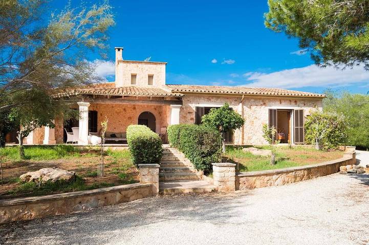 Villa for 18 people, with garden - 1