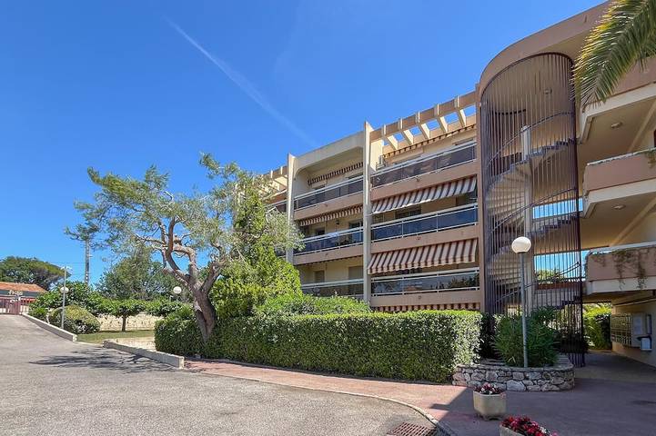 Ganze Wohnung, Beautiful apartment in Golf Juan with WiFi in Golfe-Juan, Vallauris