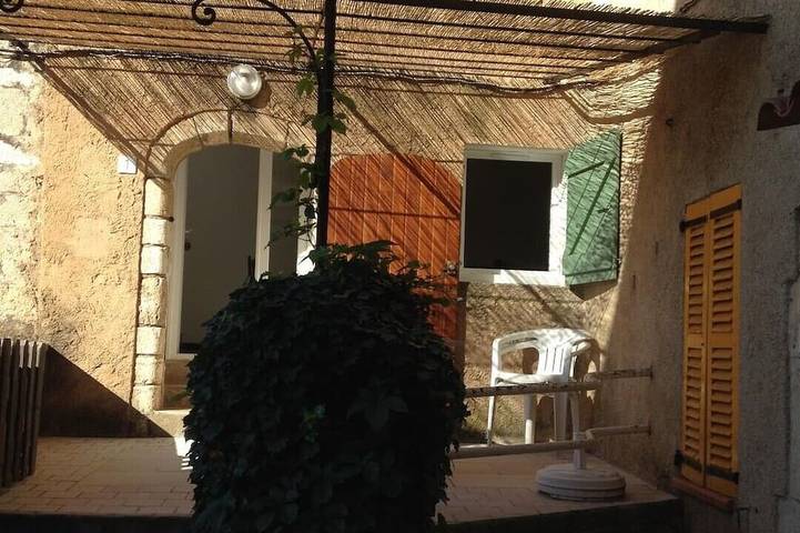 Location de vacances pour 4 personnes, animaux acceptés à Moissac-Bellevue