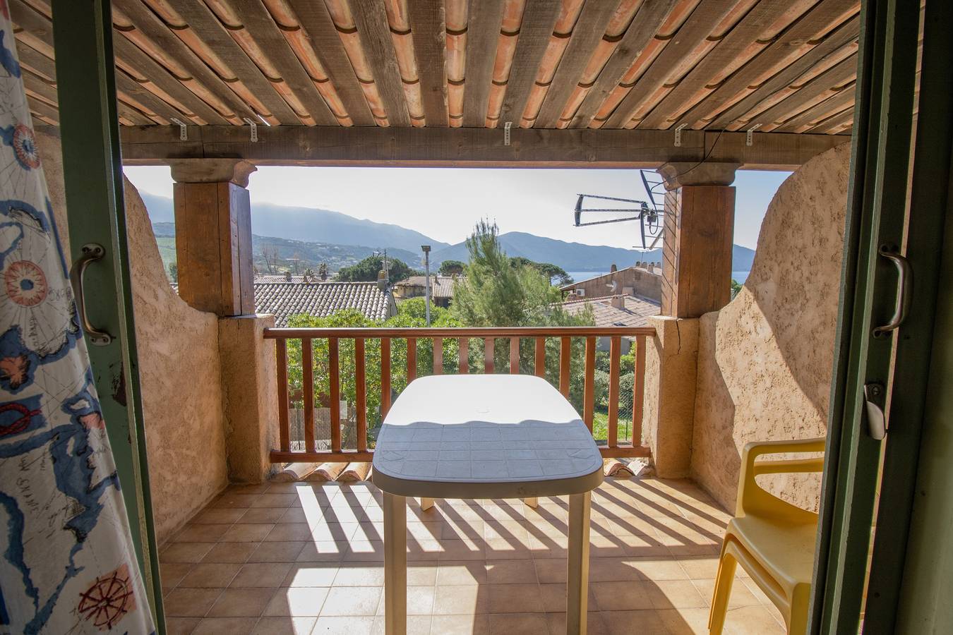Appartement entier, Appartement « Le Quattru » avec vue mer, Wi-Fi et climatisation in Appietto, Golfe de Sagone