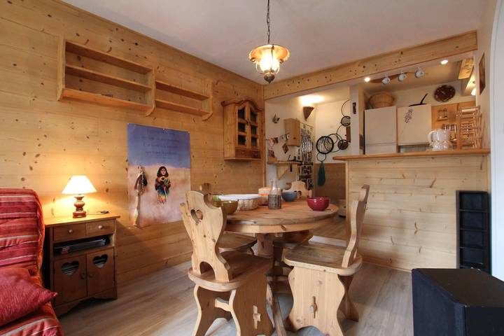 Studio pour 4 personnes, avec balcon dans Serre Chevalier