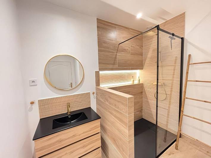 Gîte pour 6 personnes, avec balcon à Roanne - 4
