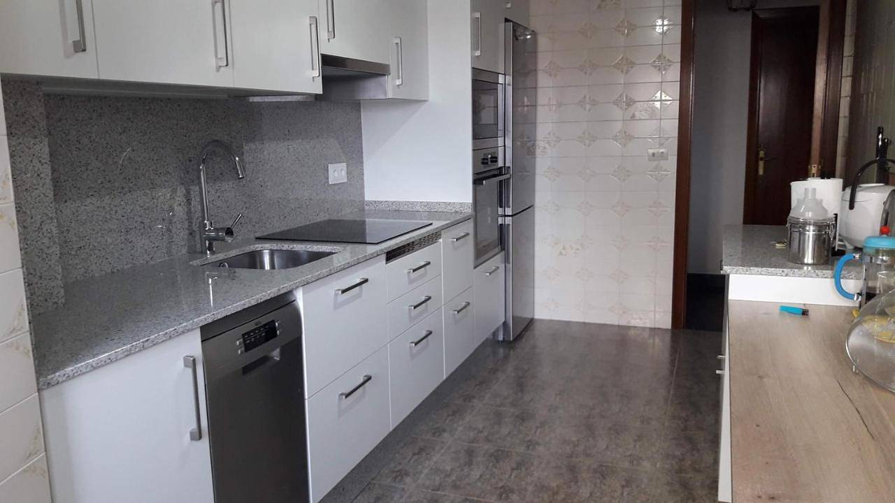 Apartamento vacacional entero, Character home in scenic Caión in Caión, Laracha