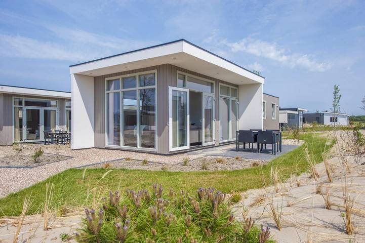 Ferienhaus für 4 Personen, mit Balkon/Terrasse und Terrasse sowie Garten in Hellevoetsluis