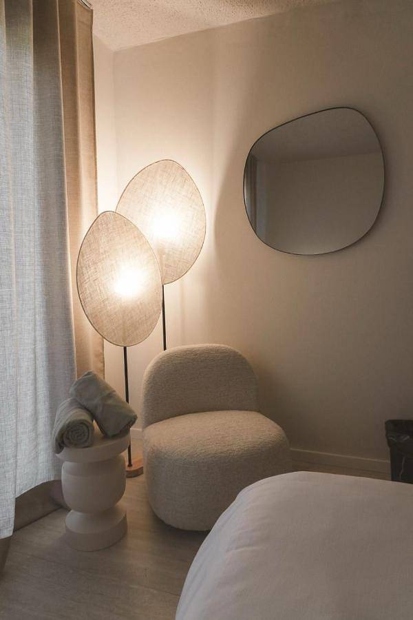 Hôtel pour 2 personnes, avec jacuzzi ainsi que jardin et piscine à Biguglia - 4