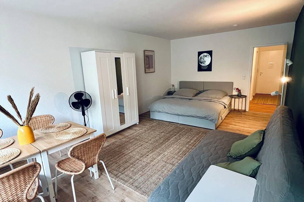 Ganze Wohnung, Thefairloft - Sonniges Studio in direkter Nähe zur Messe/Arena und Innenstadt in Düsseldorf-Golzheim, Düsseldorf