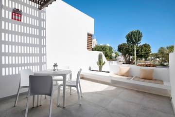 Holiday Rental for 2 People in Central Costa Teguise, Teguise, Photo 2