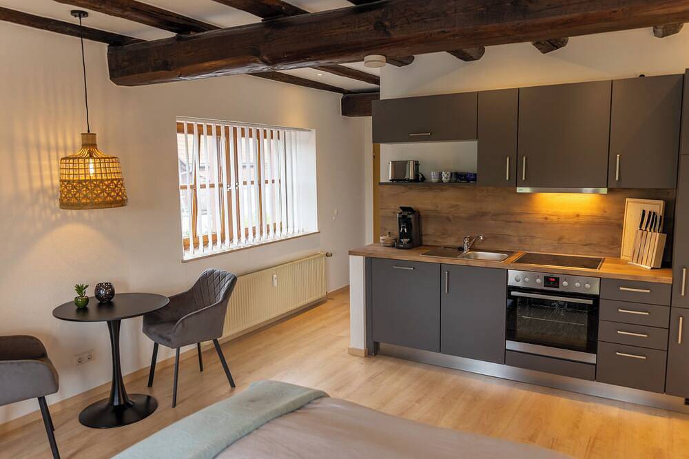 Ganze Wohnung, Moderne Ferienwohnung (28qm) mit toller Lage in Miltenberg, Fränkisches Weinland