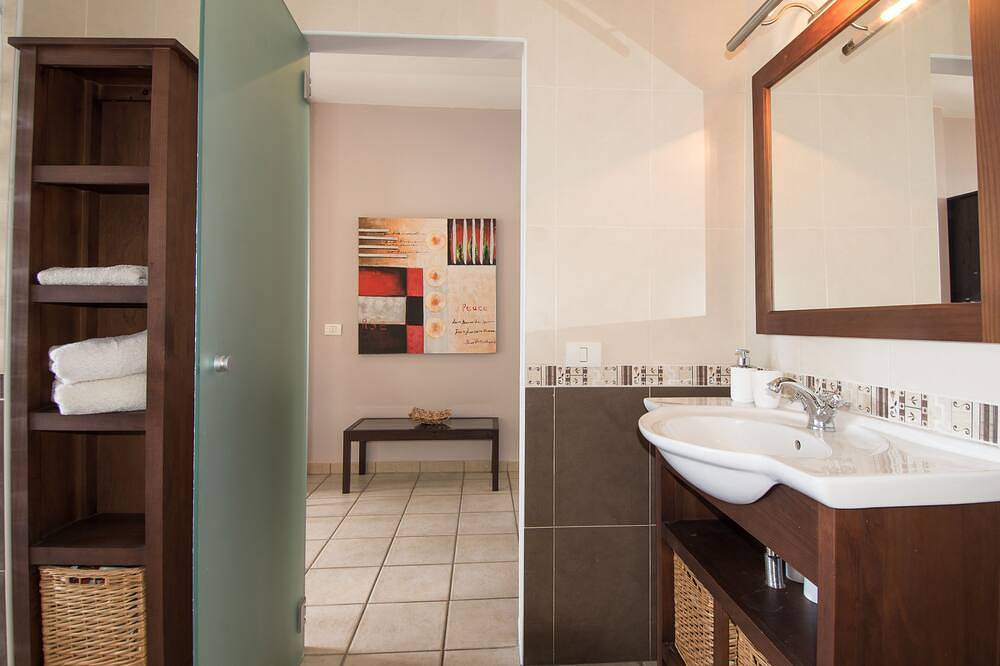 Appartement entier, Bel appartement sur 2 étages avec vue mer in El Planto, Santa Cruz de La Palma