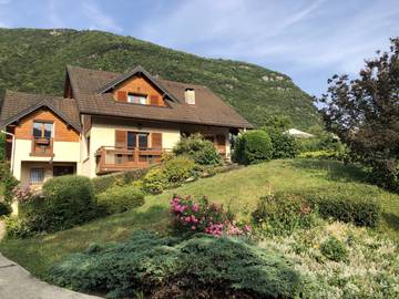 Cottage pour 2 personnes, avec jardin dans Parc naturel régional du Massif des Bauges
