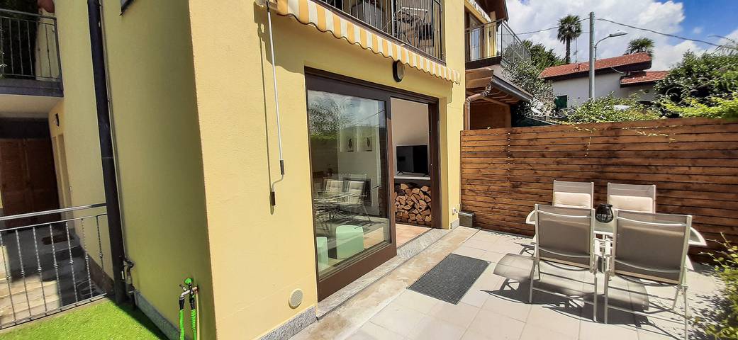Ferienwohnung für 3 Personen, mit Terrasse und Garten sowie Seeblick und Ausblick in Maccagno con Pino e Veddasca - 4