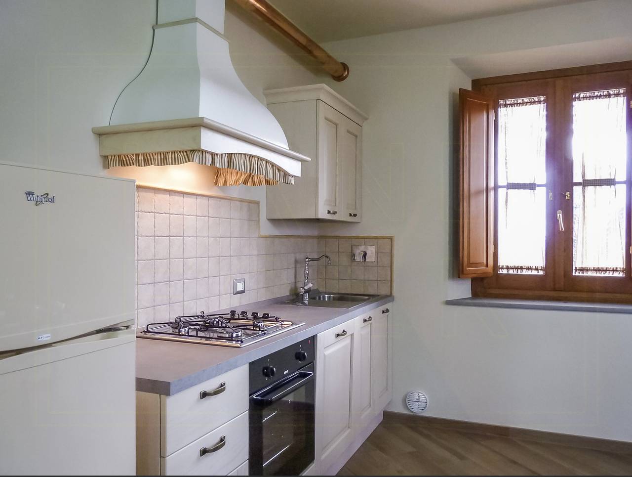 Ganze Wohnung, Wohnung mit Pool in den Hügeln von Vinci in Larciano, Pistoia Provinz