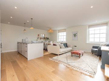 Glamping for 4 People in Bath, The Cotswolds, Photo 1