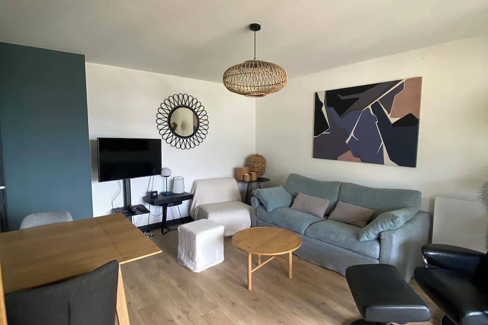 Appartement entier, Superbe appartement petit port, vue sur lac et marina. in Aix-les-Bains, Région de Chambéry