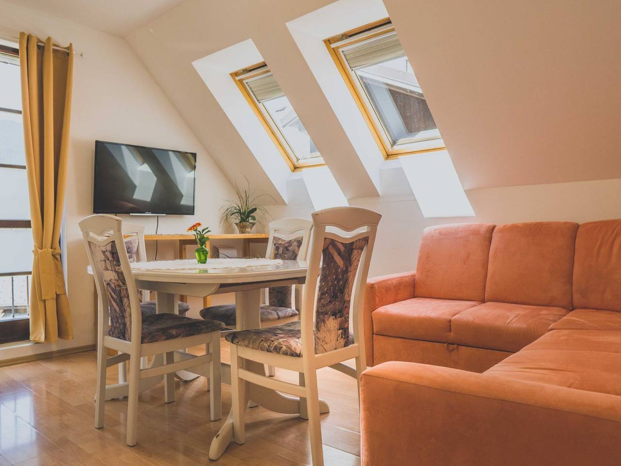 Entire apartment, Comfortable Apartment with Mountain View - One Bedroom Apartment in Bovec, Triglav National Park