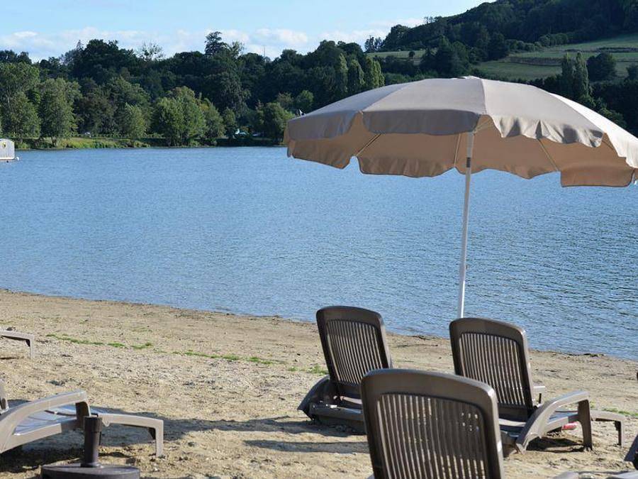 Camping Du Lac Terre d'Auge, Pont-L'Evêque - Pont L'Evêque - Lodge 5 personnes - Lodge 2 chambres - sans sanitaires in Sainte-Famille-en-Auge, Région de Lisieux