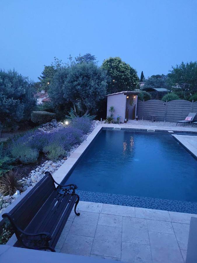 Location de vacances pour 7 personnes, avec piscine ainsi que jardin et vue à Trans-en-Provence - 4