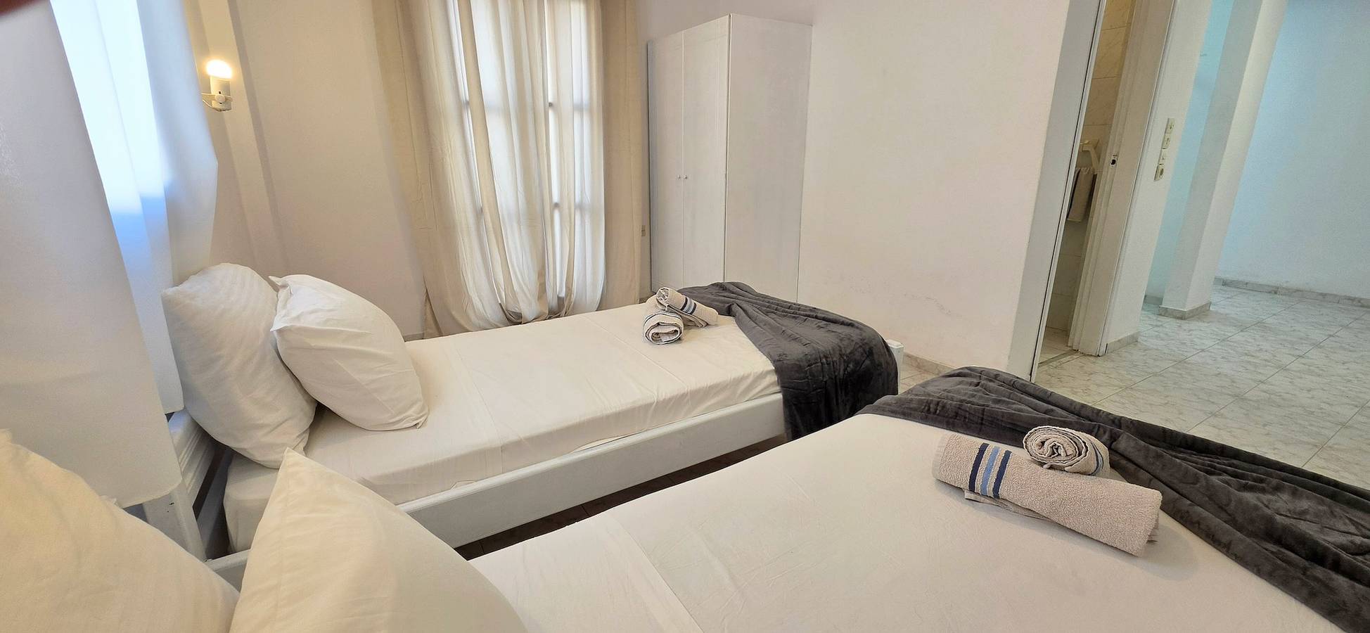 Chambre 'Economy Double 3' avec balcon et climatisation in Perissa, Santorin