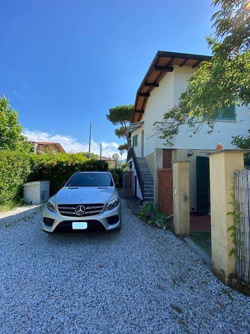 Vakantiehuis voor 4 personen, met tuin en terras, met huisdier in Forte dei Marmi