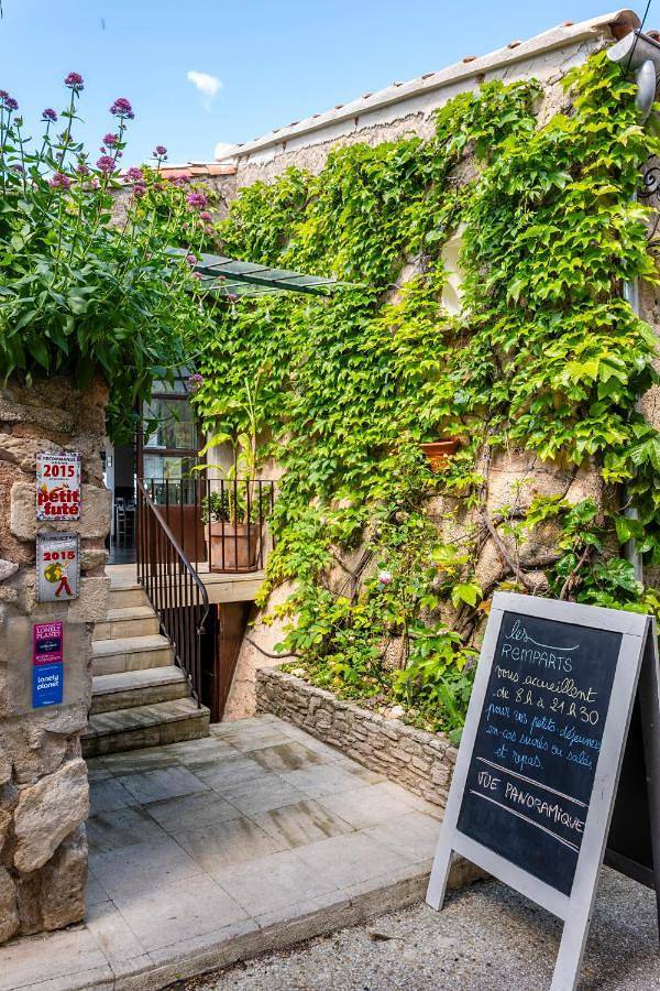 Hôtel pour 2 personnes, avec vue et terrasse à Venasque - 3