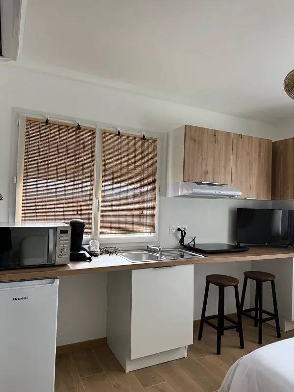 Entire apartment, Appartements pour 2 Personnes in Villenave-d'Ornon, Bordeaux region