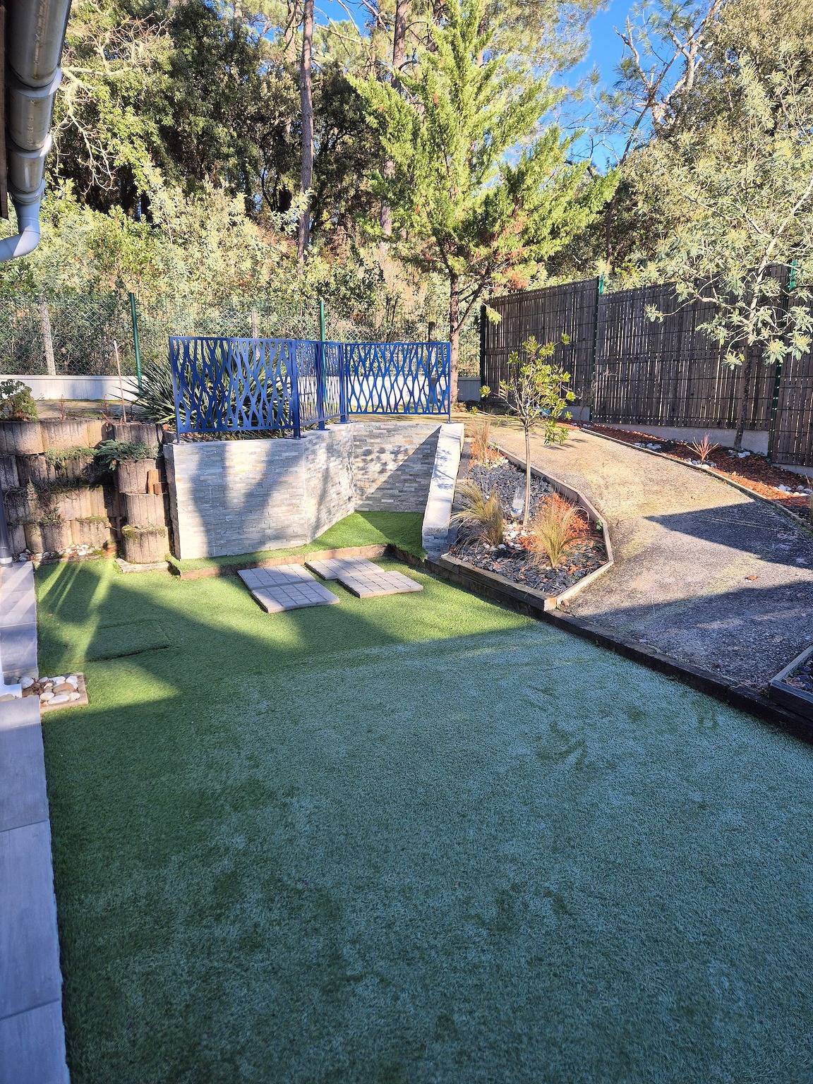 Holiday Home in Carcans – Terrace, Air Conditioning, Near the Lake in Carcans, Médoc Regional Natural Park