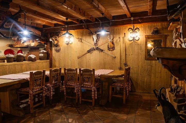 Ganzes Studio, Studio 'Alfio's Alpen Suite' mit Gemeinschaftsgarten und Wi-Fi in Roncone, Sella Giudicarie