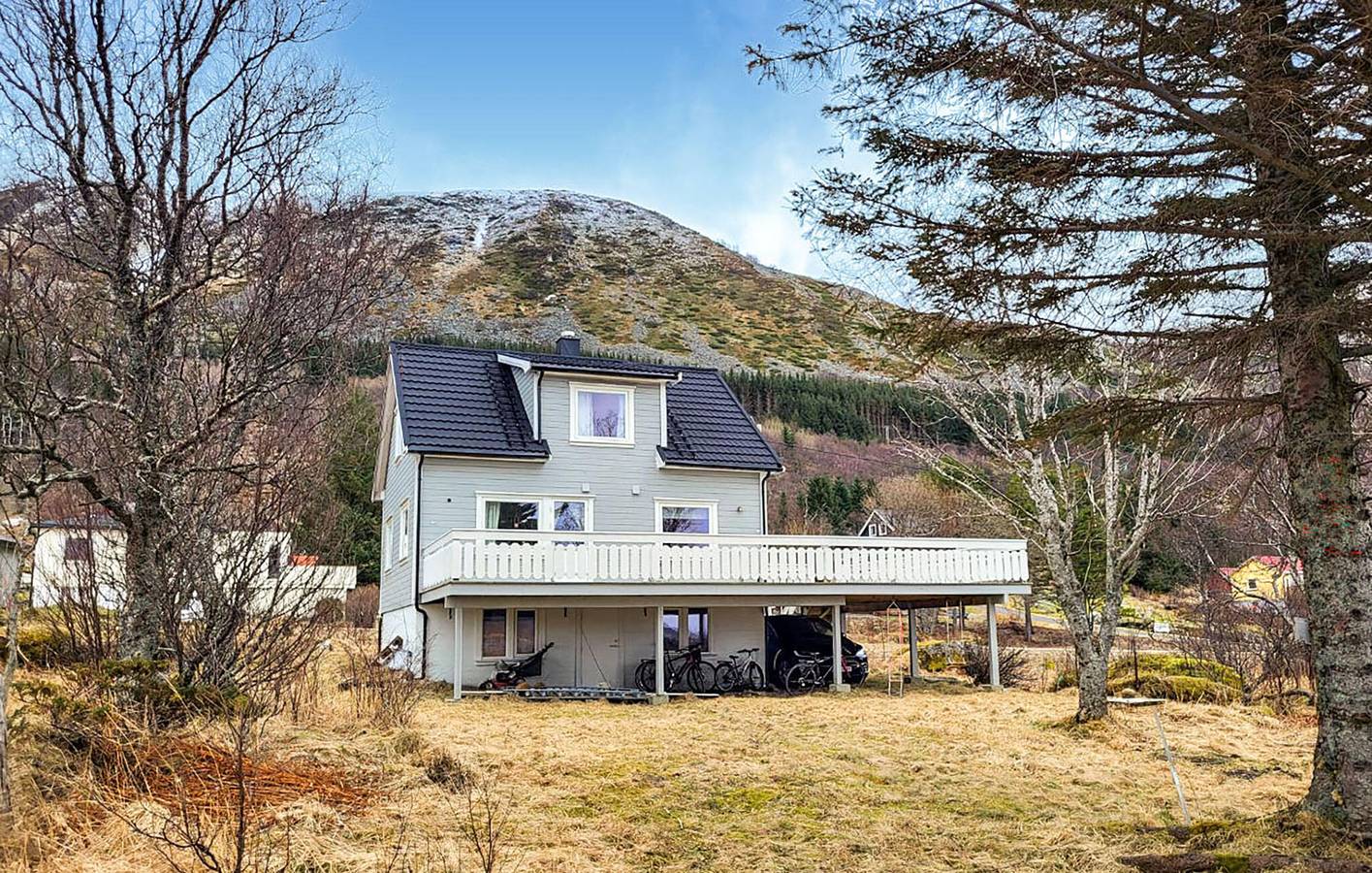 Ferienhaus für 7 Personen mit Garten in Vågan