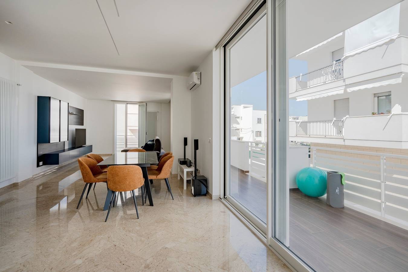 Apartamento entero, Apartamento 'Luvi Polignano A Mare' con balcón, Wi-Fi y aire acondicionado in Polignano a Mare, Region de Bari