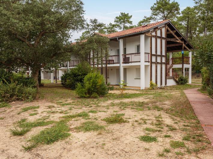 Apartamento de vacaciones para 6 personas, con jardín y piscina - 1