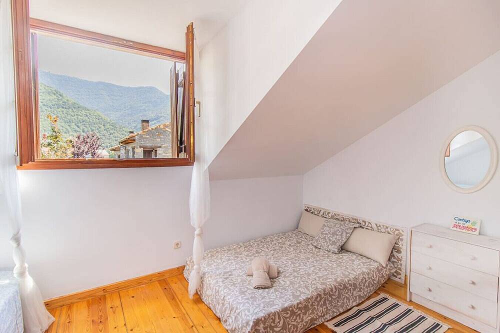 Ganze Wohnung, Mountain Escape for Families & Friends in Pyrenees in Fiscal, Spanische Pyrenäen