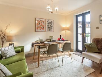 Log Cabin for 4 People in Stratford upon Avon, Heart of England, Photo 1