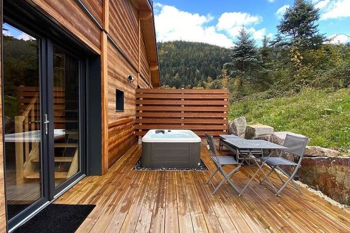 Chalet pour 2 personnes, avec jacuzzi, animaux acceptés