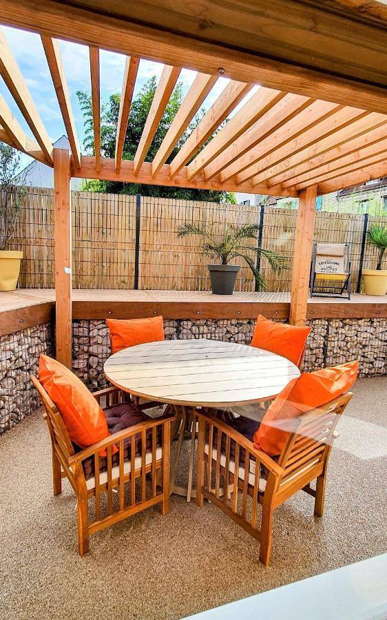 Location de vacances pour 4 personnes, avec terrasse à Carrières-sur-Seine - 2