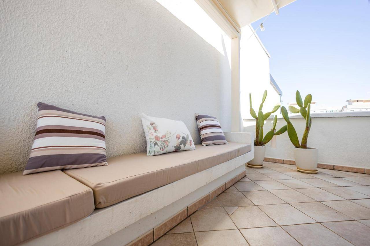 Three-Bedroom House in Rivabella di Gallipoli, Rivabella