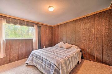 Log Cabin for 4 Guests in Table Rock Lake, Ozark Mountains, Picture 1