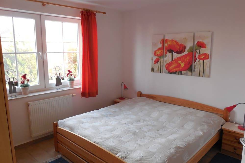 Ganze Wohnung, Helle, freundliche, großzügige Ferienwohnung mit Blick ins Grüne in Timmendorf, Nordwestmecklenburg (Wismar und Umgebung)
