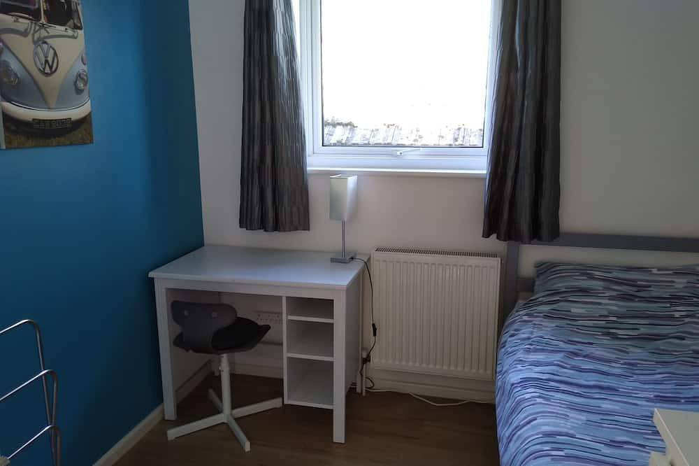 Ganze Wohnung, Modernes Apartment auf der Sandbanks Halbinsel mit eigenem Garten. (Haustierfreundlich) in Sandbanks, Poole