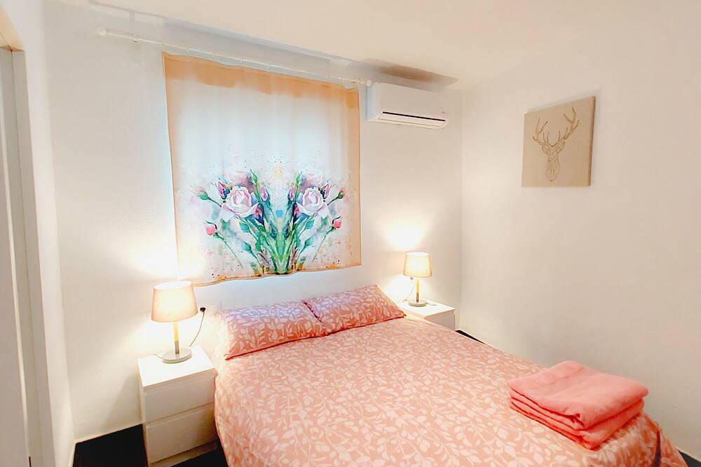 Appartamento intero, Amelie accommodation with free Wi-Fi in Murcia, Murcia Entroterra