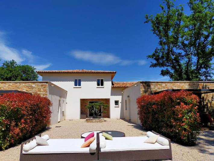 Location de vacances pour 4 personnes, avec piscine et jardin, adapté aux familles à Montauroux - 2