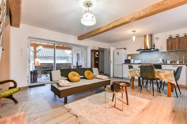 Gîte pour 4 personnes, avec terrasse à Prissé - 3